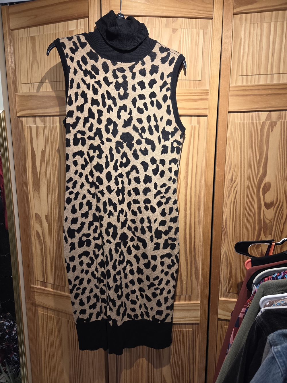 Sleeveless Leopard-Print Turtleneck Mini Dress - Black & Tan